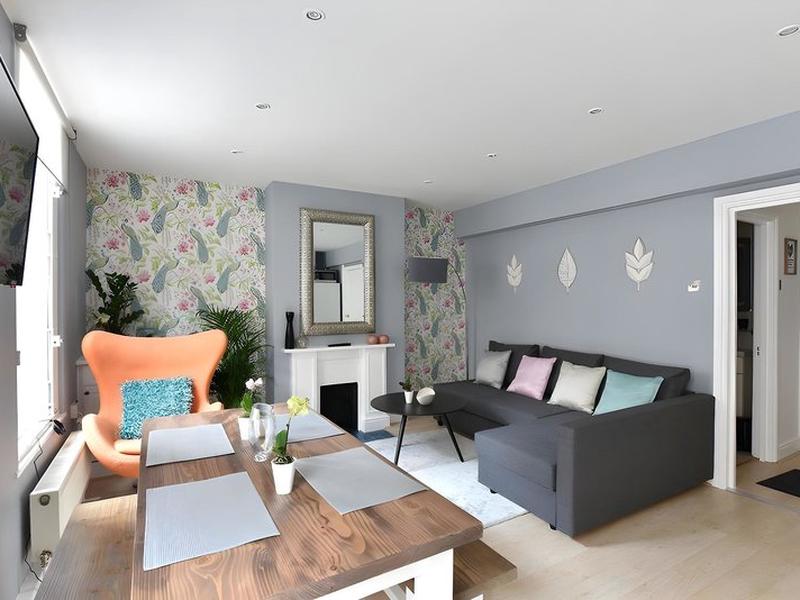 5ACB190BE47199431F1977817E886DCD