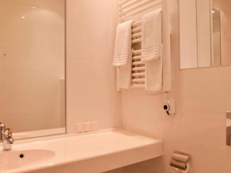 D7360F80988627D52A66F112EC6C1EB4