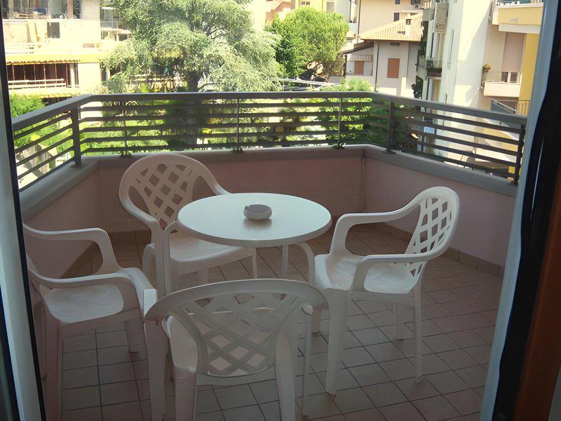 3105BEB2A04397E692E2799B39F164EB