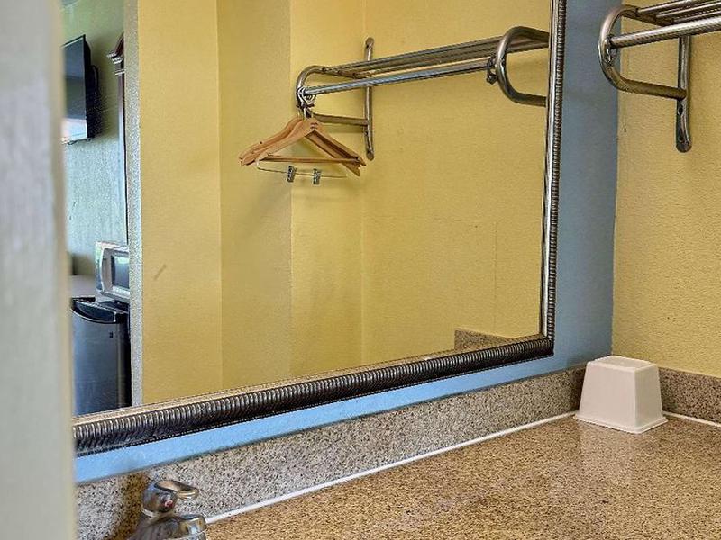 D277EE10F17FDF7DEF4543438874BDF1