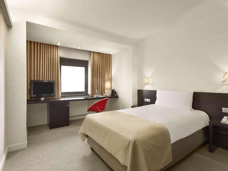 26FF9D414A22D5C7CC83368F760F706C