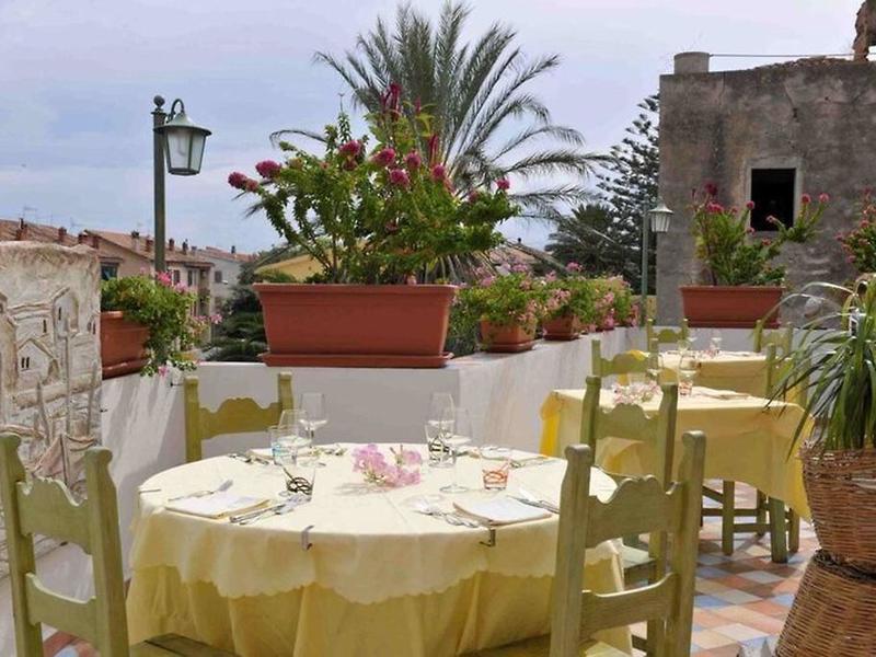 39043BF2DF22E8863BC5825707654032