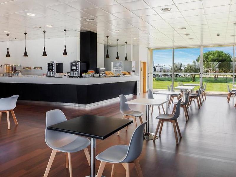 E5617D5AE63D010B0E8B16DF74D94612