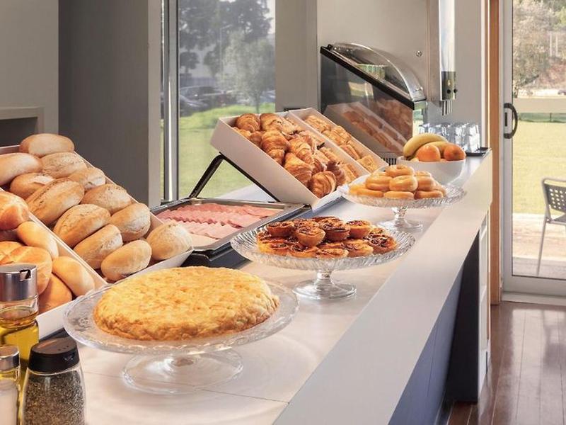 8CA65AE8F2E22549A58460F3B12B6B5E