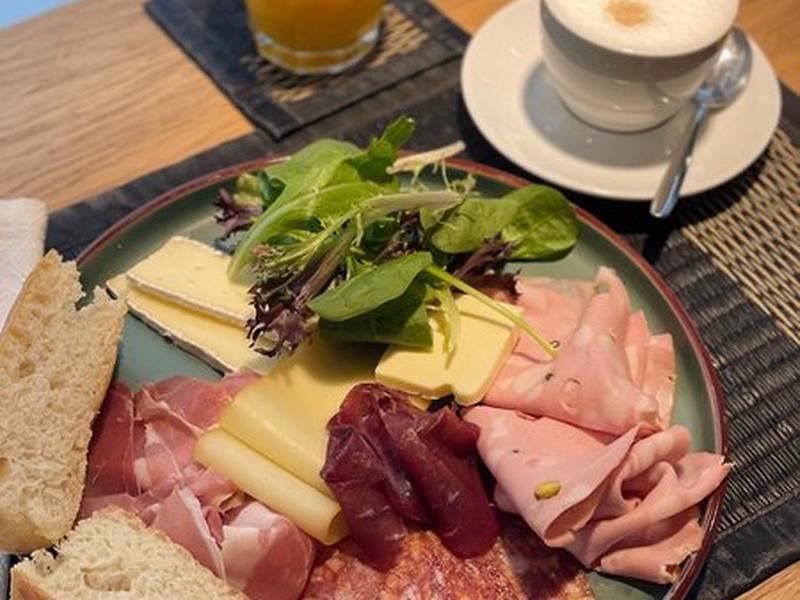 8A6FE5B7ABA8BDEAEE18085B7281D437