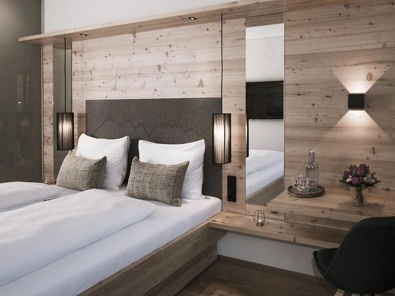 Tirol Lodge