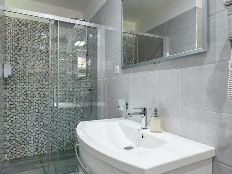 0A11045CF7DCCB068A7FD67F7221DB41