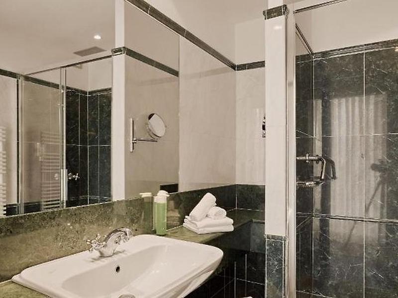 C154FE24D9E0458E04A7A60F3BE25755