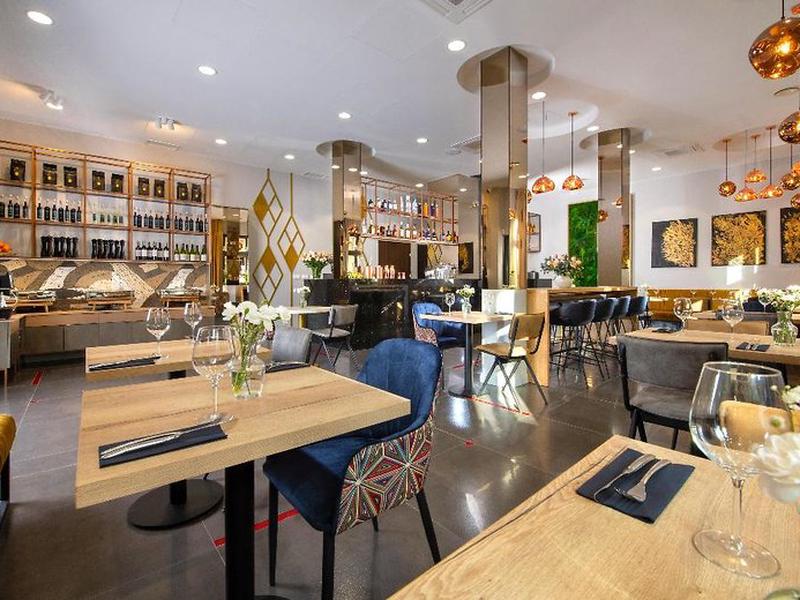 7996F9393B802AEA9B03C11D39D7F694