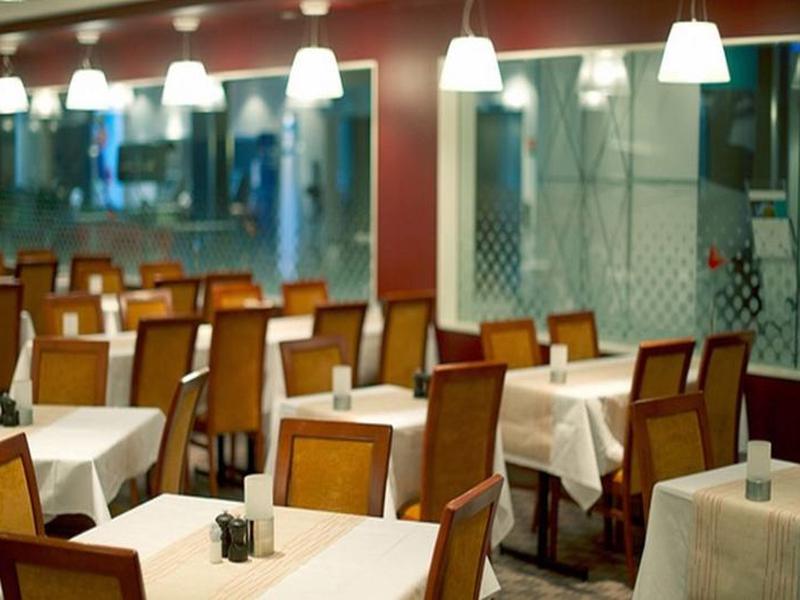 9740225DEFBCA6D8278A56B9B318042E