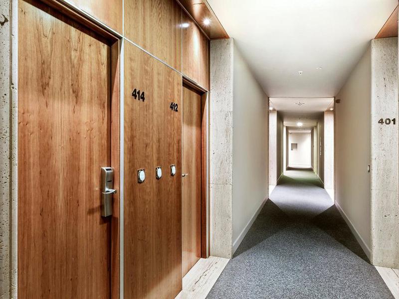 76D2BC1D0233CA0EE667125389B7D899