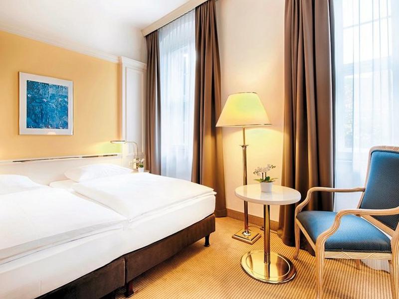 F449C2D37412D33A21AAED0861A09126