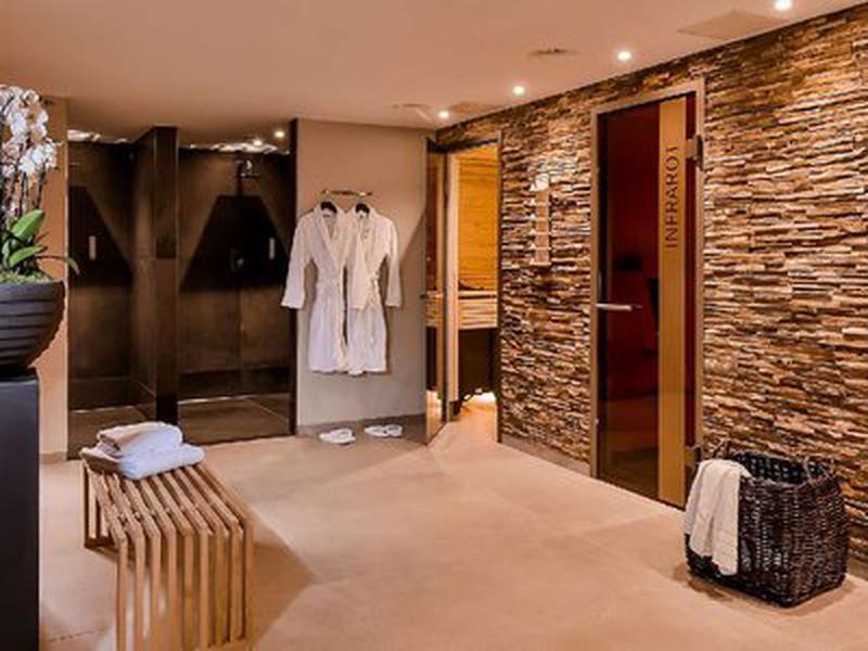 22EC30F3684A850E1B6E3253113CCC97