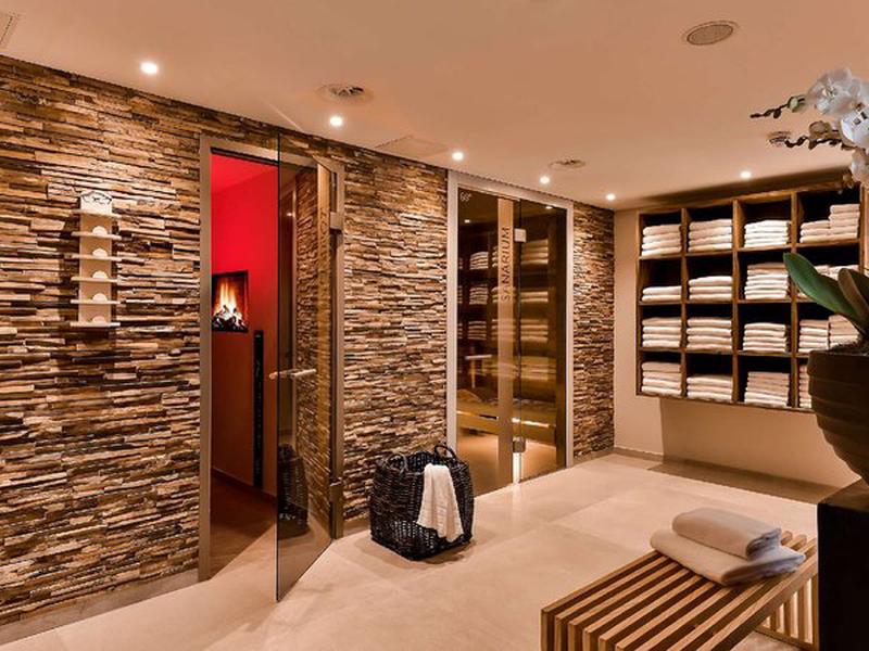 7F040D76A2F5B53BE2E7815FCF73E24B