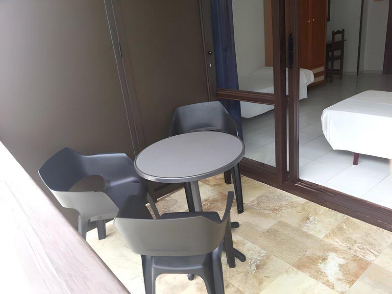 8787C6EC8A0E8637C88E78A41336A33A