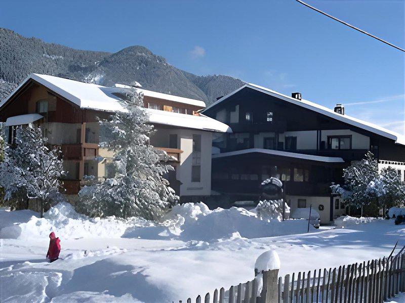 A438416C66BC9FA3D10E1F281AAC5079