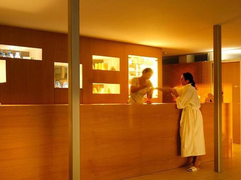 BA5ADBF1012E3F38602834ACFEE3D9EC