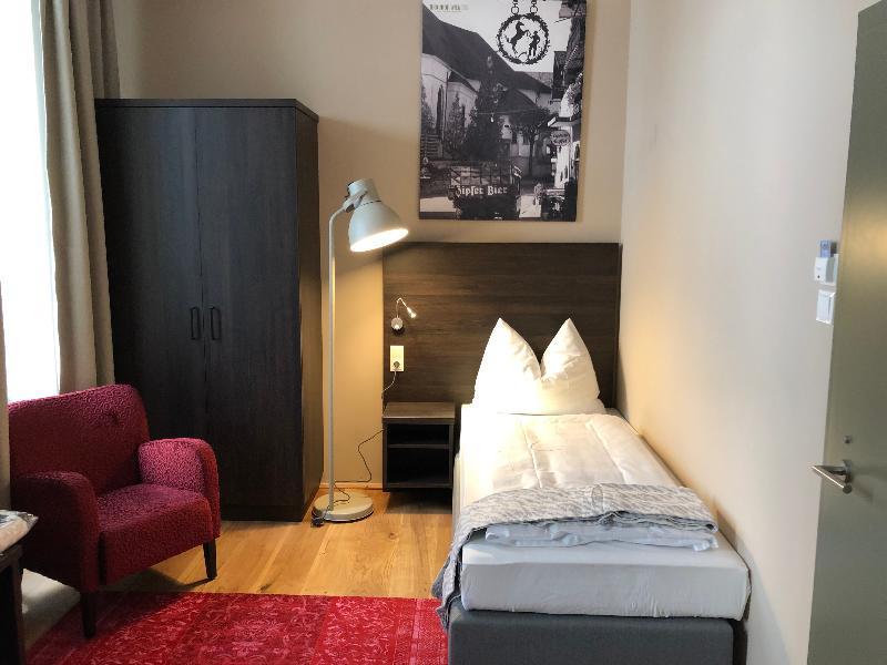 15C519E152D9C2113778EE237C2EFDF7