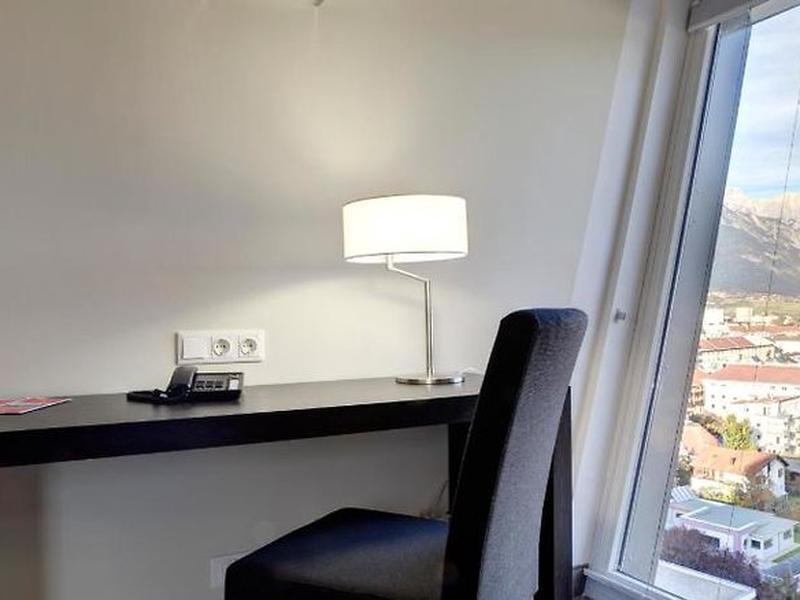 53A5D871DACD46E4E9CFFCECEF78125B