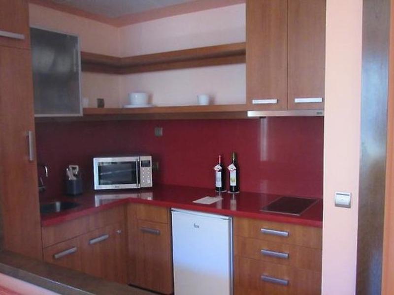 57C0124D93929D32E680C06F765AAEBD