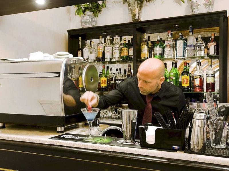 38F972AEBE7557AEEC8EB4676181EEA6