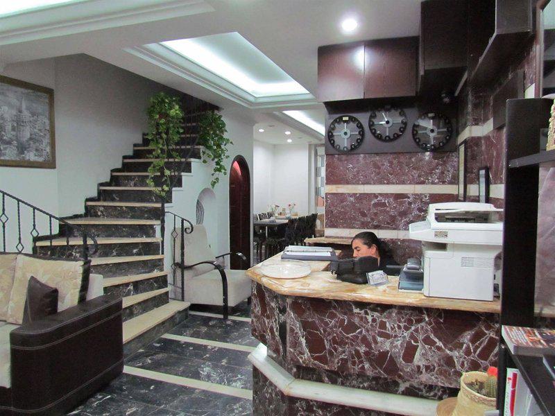 B8F8B923275F837449920AAA54DBF74D