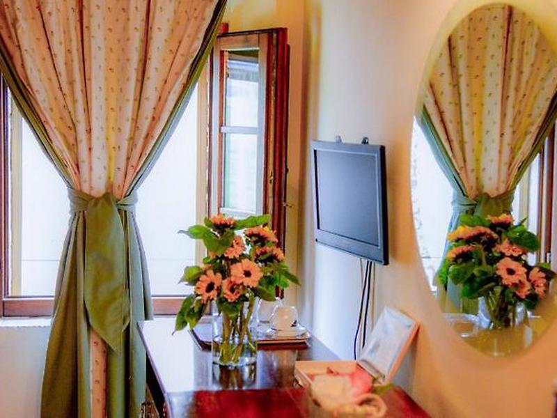 2CB50BE54BA724CD86321B6C0EFF683A