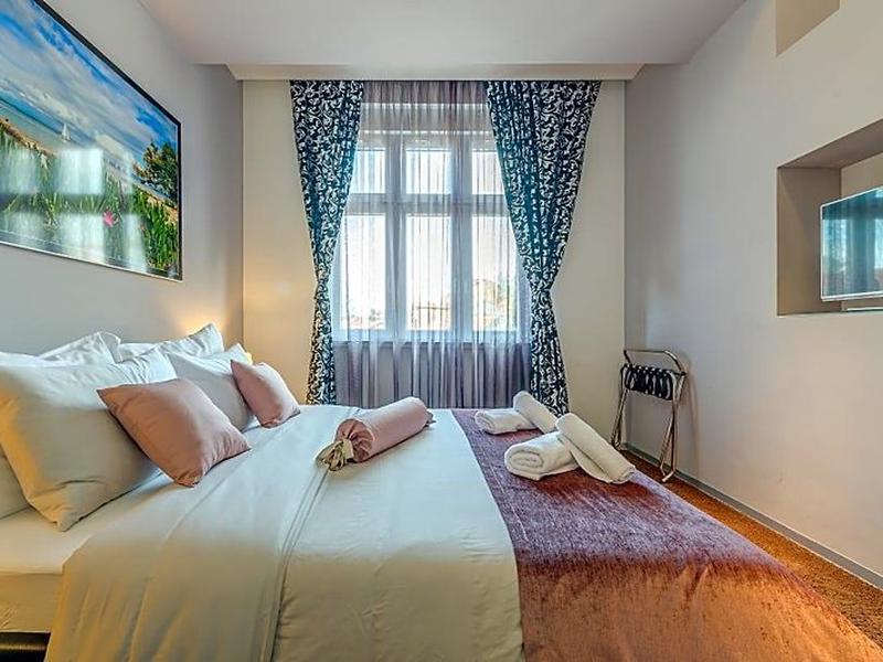 2EB70F47C1BB963EF99C86C1D030F757