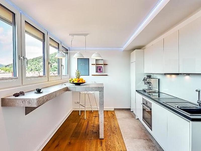 2A17F4419486CEE3D7E179484949FD5B