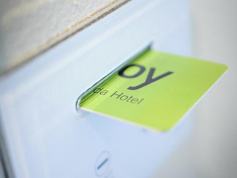 7015E926D199F599BE42A8CF20685305