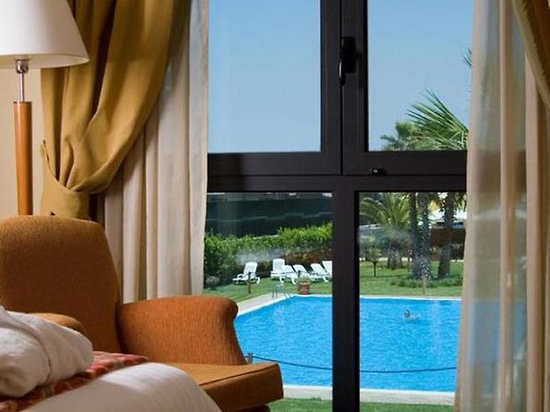 25F35D1BDCC0F09D4A83ABCB9B3D0993