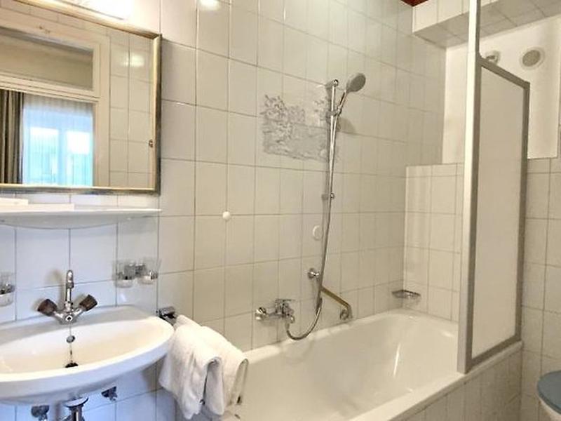 6E435654053B0BBF88BADBDC611F7539