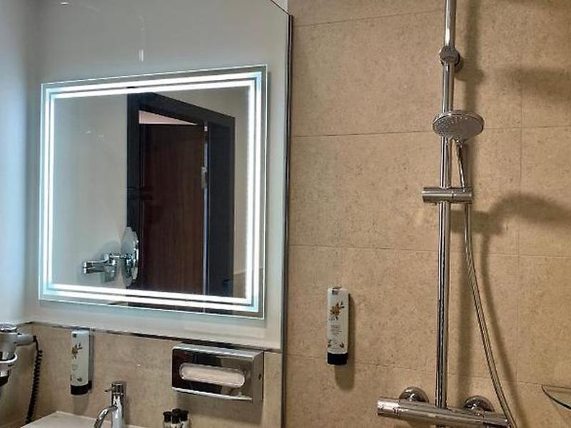 12992D32BC723D65FDA3BCD5A043597B