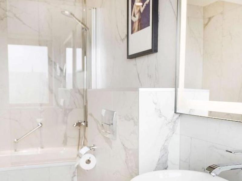 A1CE03B6FC849639B7BF5E8AFA3F9818