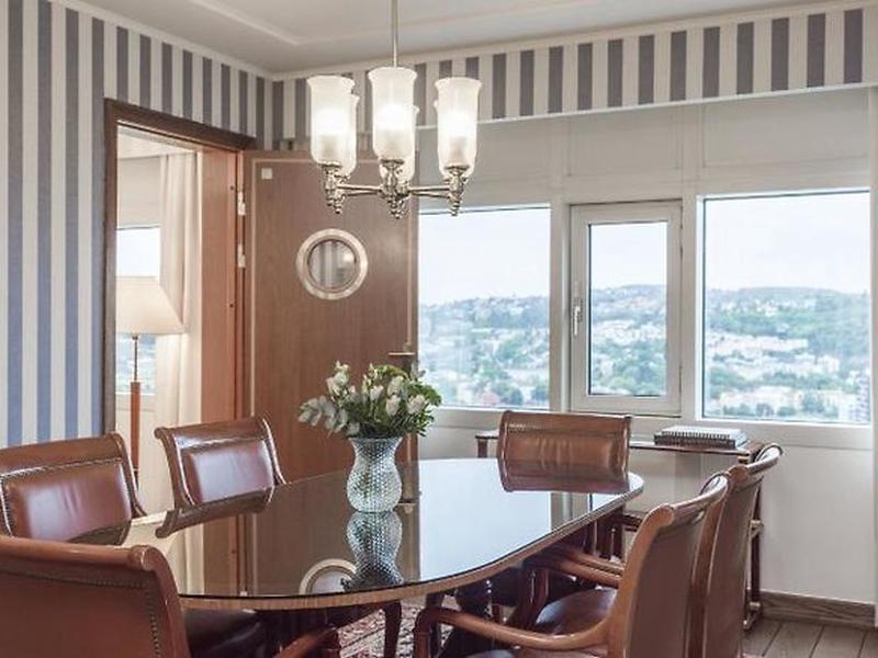 2469748182F21DCFEE8492EB5928C01E