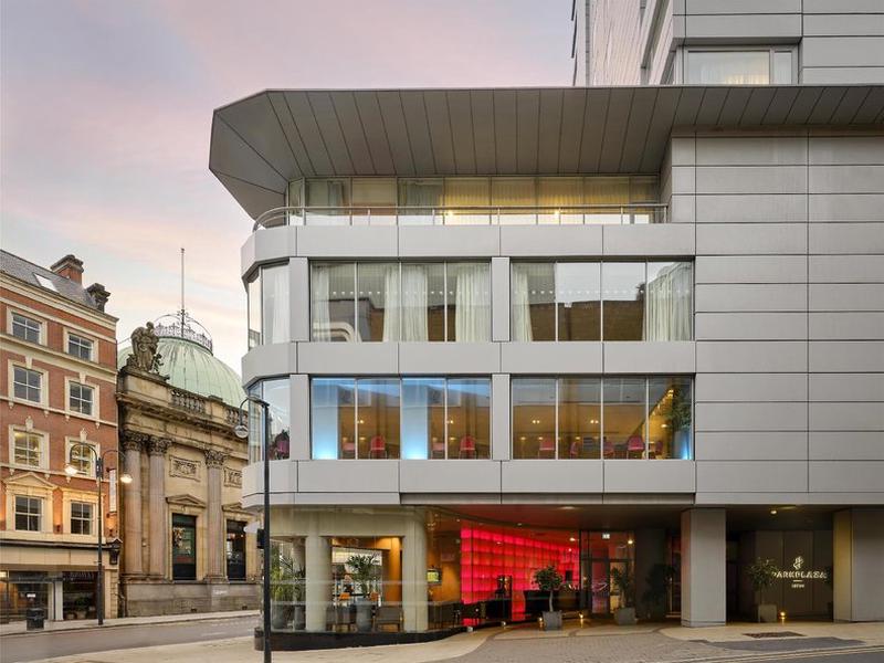 94B2AB04DF4C976402D913434DDF3072