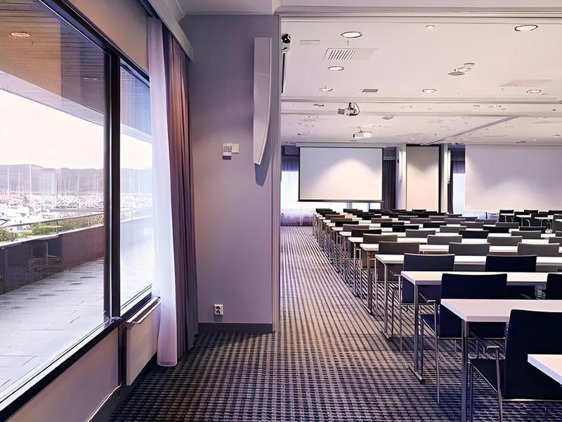 82BCAE9E56D6E257946E8C435D58D0EC