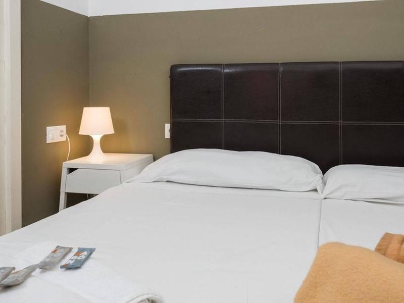 A8C04FB2C3F0B7B2CF1D68B42A933A49