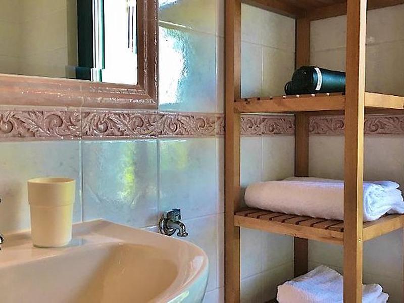 85AA56FB607D5E3F220B58F054FA9DD9