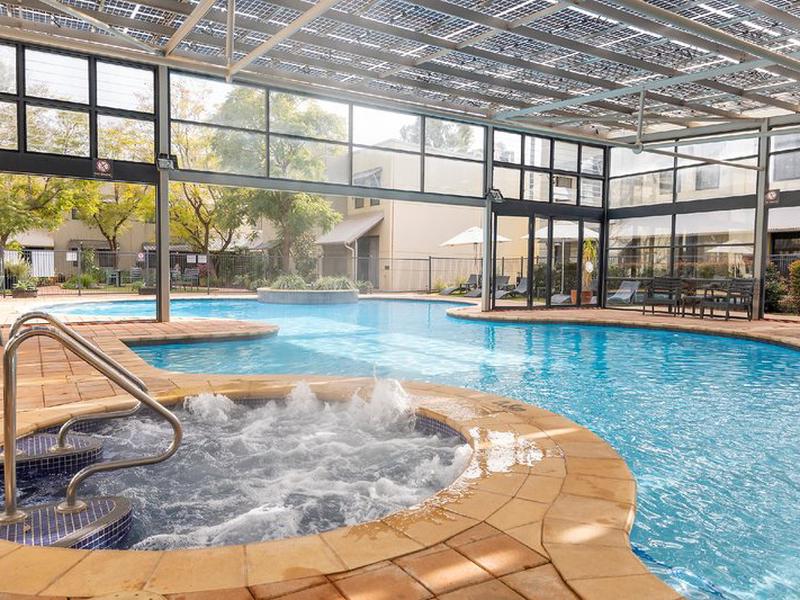 E0AA9D16E5A04351E08FE50D6F2EA24A