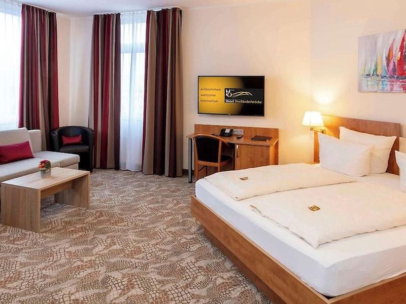 32670F3375703735418247F69E668975