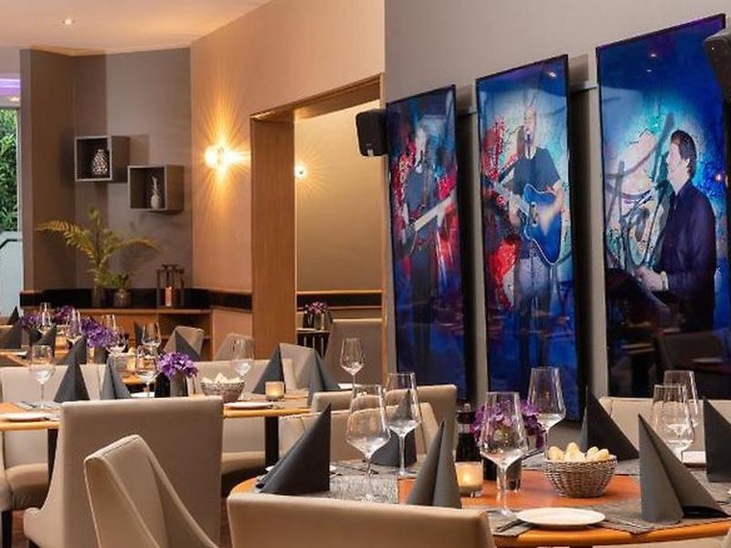 F161E0D3DCABCCAC43B27950193D2905