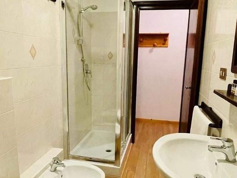 3B68498A6E7F9C746B6925456BEE57B7