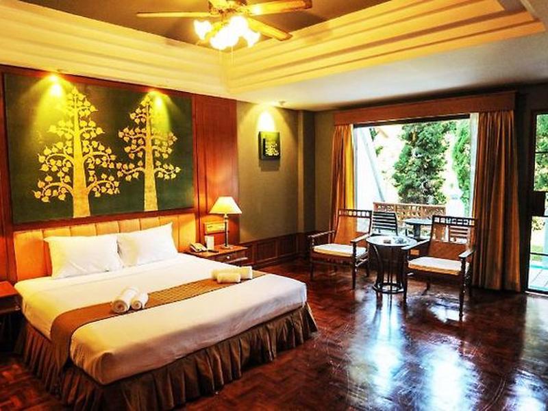 990EDE28C3E68FF156C0ADFEE22048F5