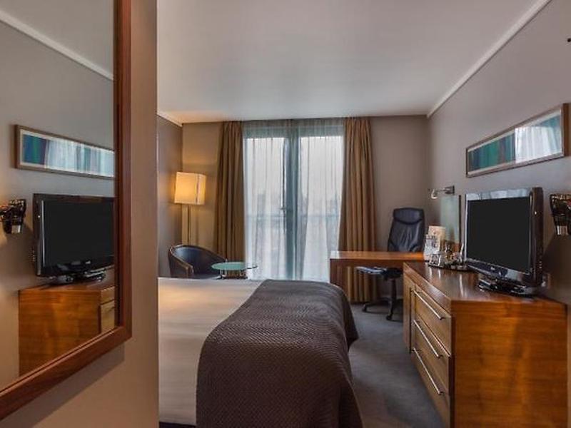 2F6E7FA1251EBF9451FC43F63AF5D8F4