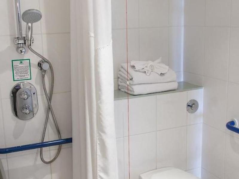 7EC1FEC5A1374792B0D8B58654B21CE4