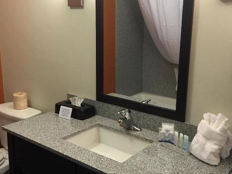 0BE0198142C12B2CC3C6C1F68C8644C1