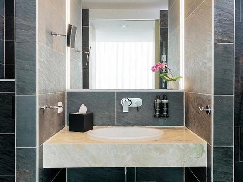 FD57369DCF9972CB50142D453392D995