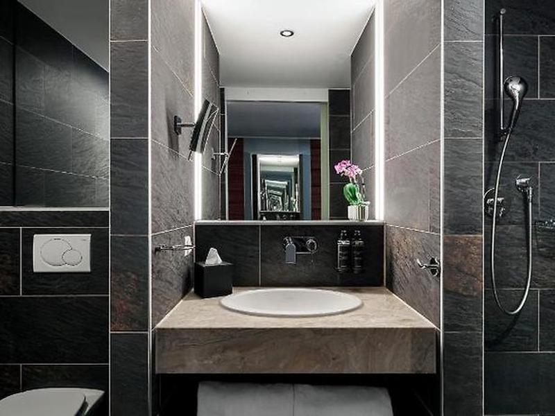 B17FD4FC599EB234DDA92652871F9D42