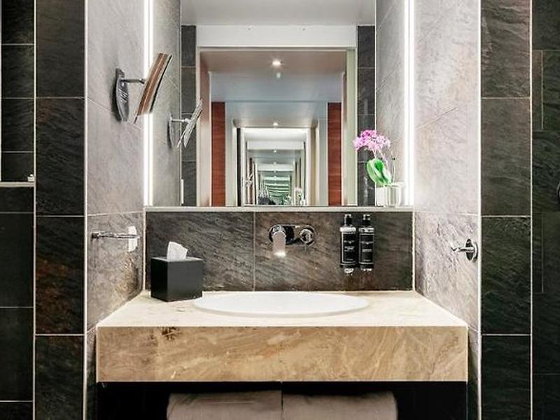 E579C420B3FEA55C8D18A52D84CA231E